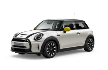 Mini Cooper S E tem desconto de R$ 58 mil