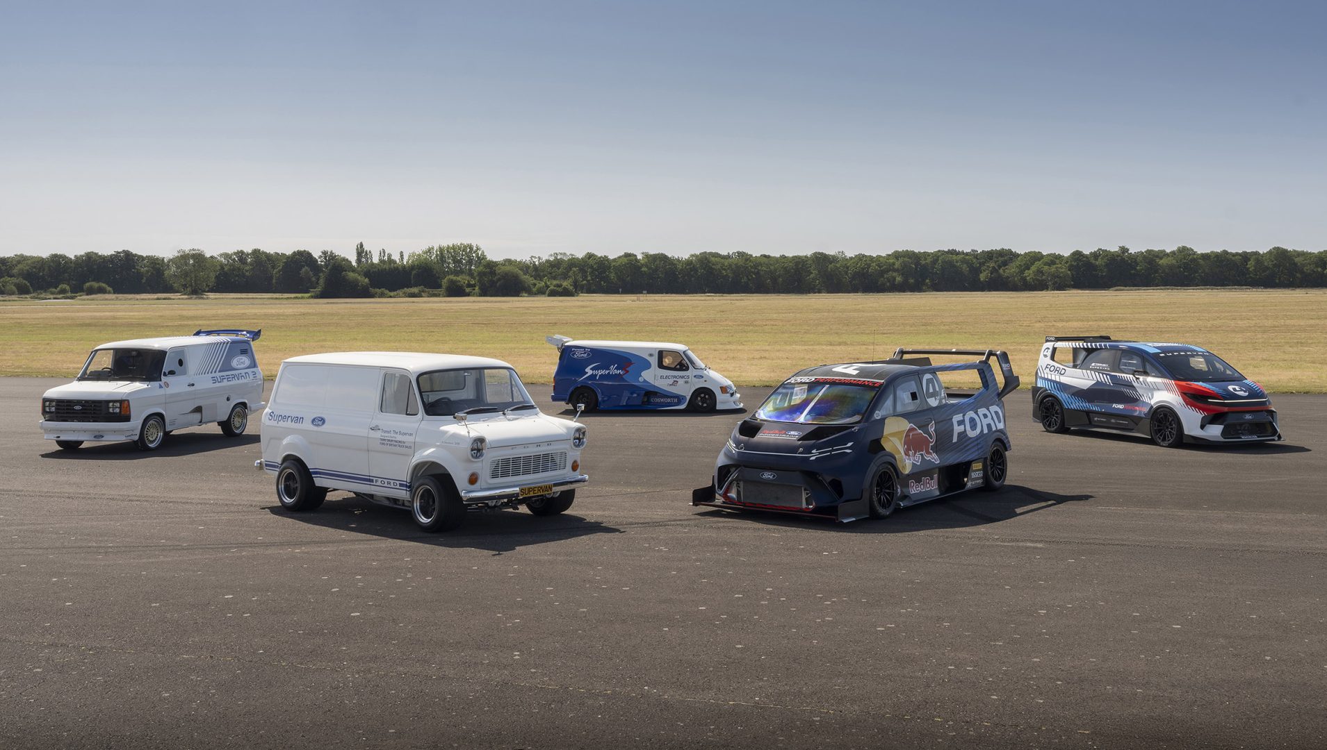 Só as vans ANIMAIS da FORD, em Goodwood
