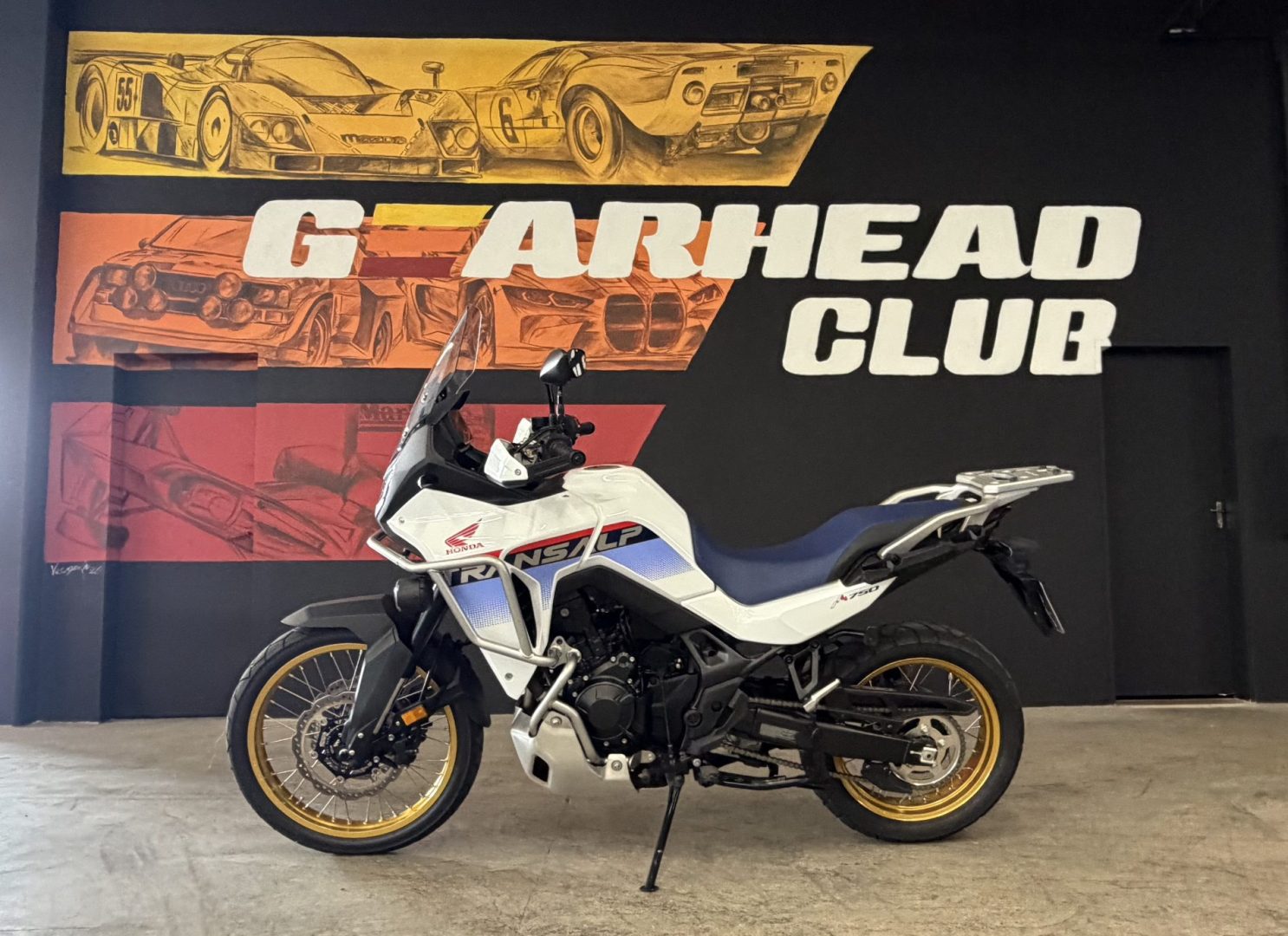 Honda XL750 Transalp: crossover confortável