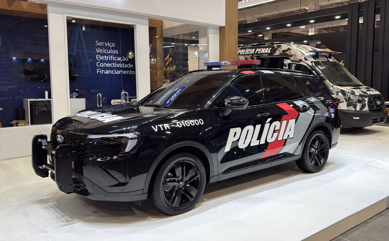 As viaturas Ford na feira LAAD