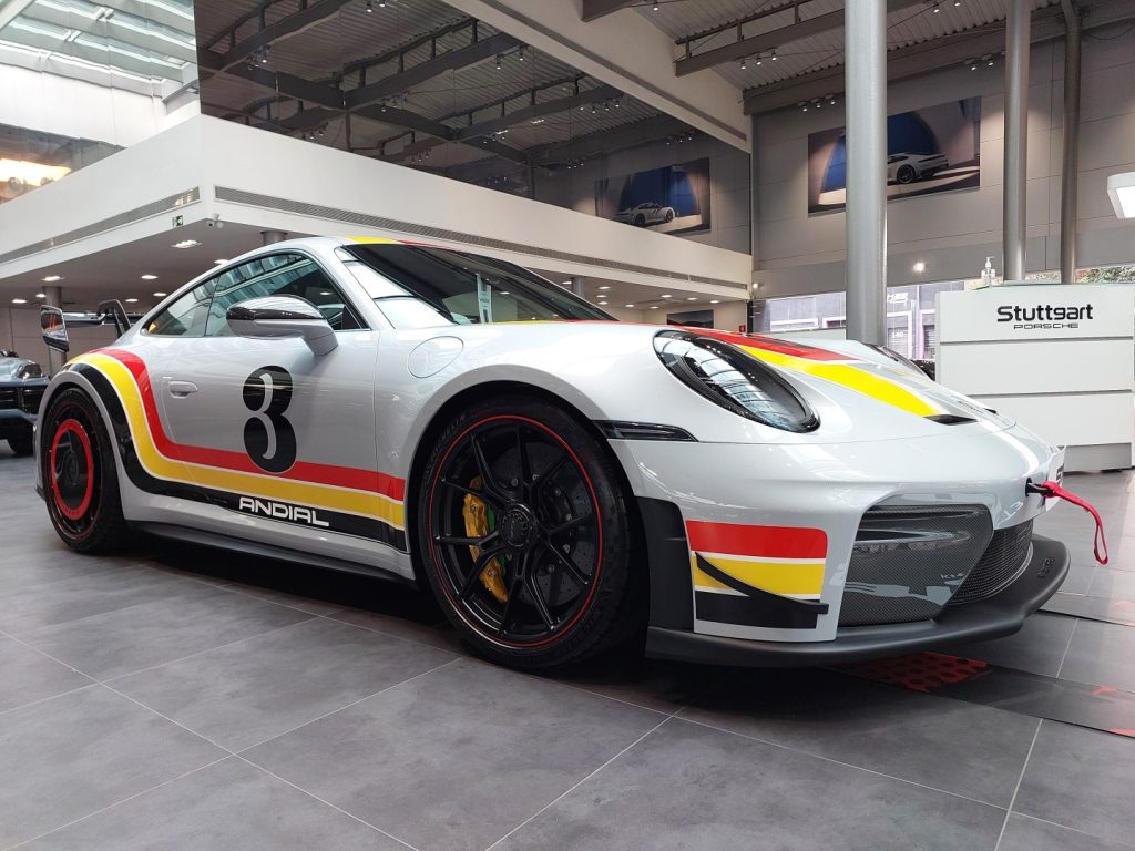 Porsche GT3 inspirado no "Andial" de 1982