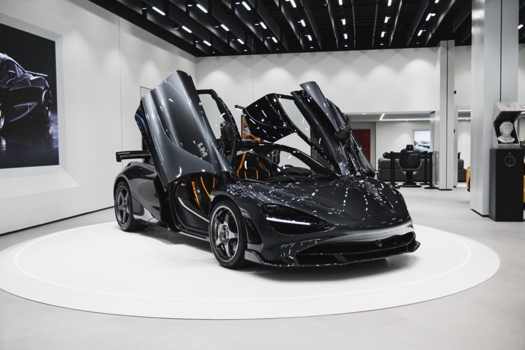 750S, única no Brasil, chega em São Paulo