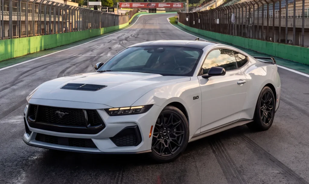 Ford Mustang GT Performance 2026 - Foto: divulgação